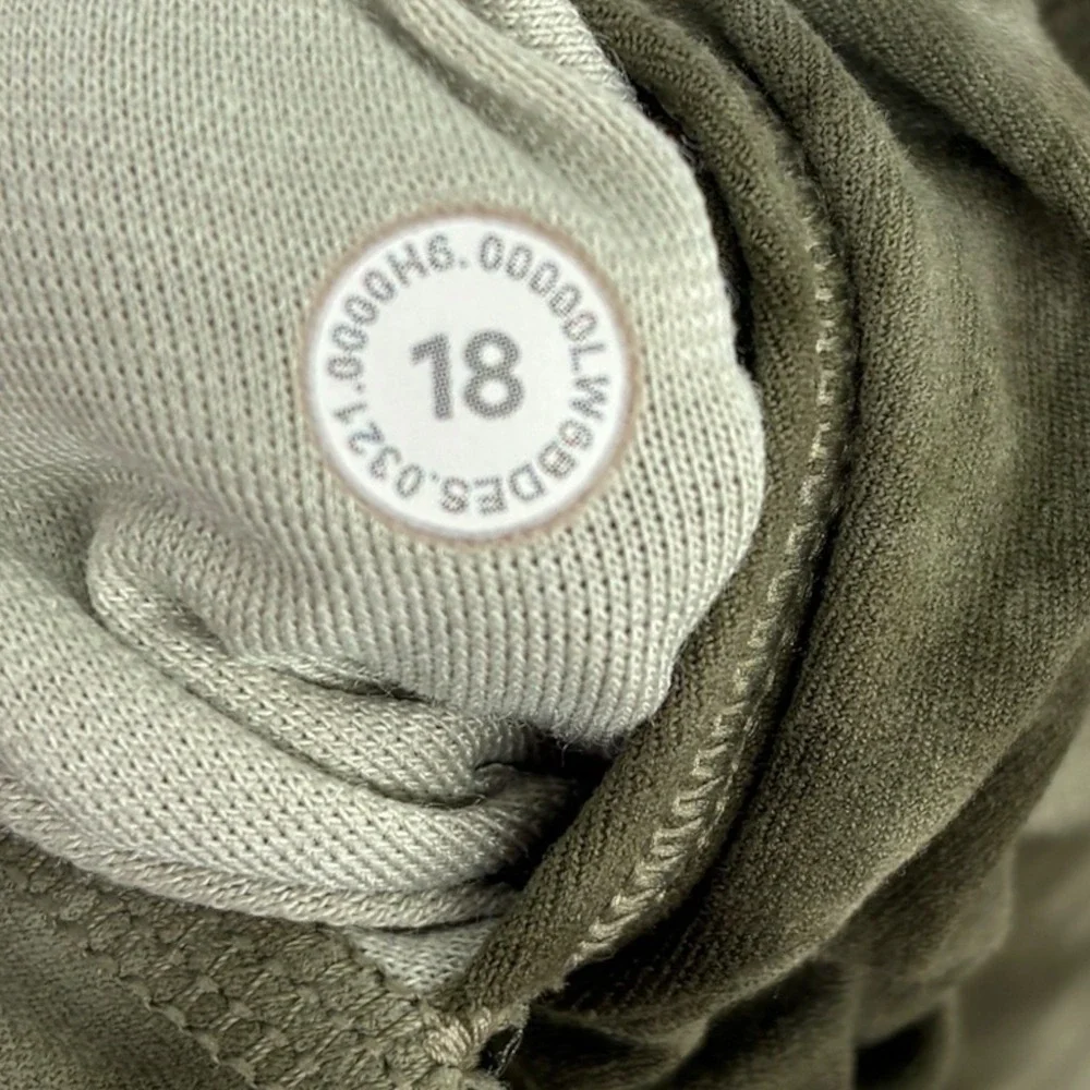 Lululemon Align High-Rise Crop 21